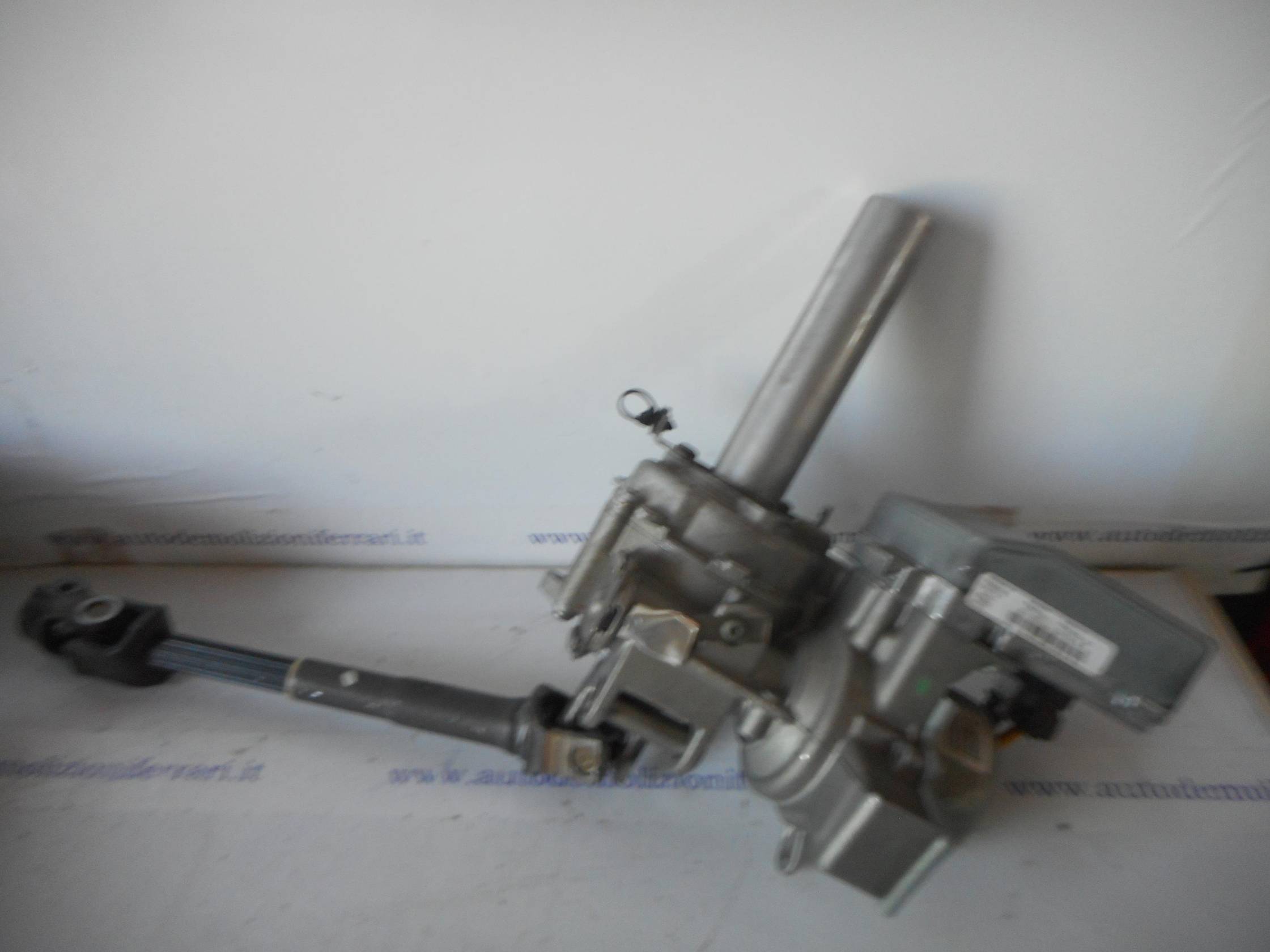 Servosterzo elettronico